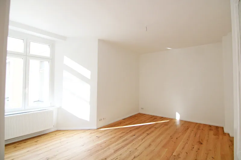 Zauberhafte Altbauwohnung im Zweitbezug: helles 4.OG, Rodenbergstraße/Prenzlauer Berg! — photo 1